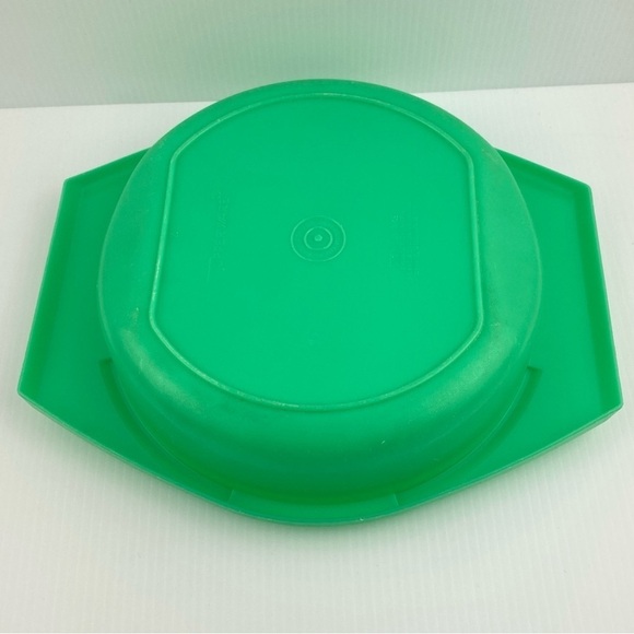 Tupperware Vintage Grater Slicer Shredder with Bowl Green - Picture 4 of 8